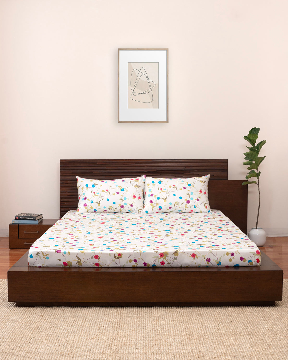 Queen-Size Bed Sheet - Multi Floral