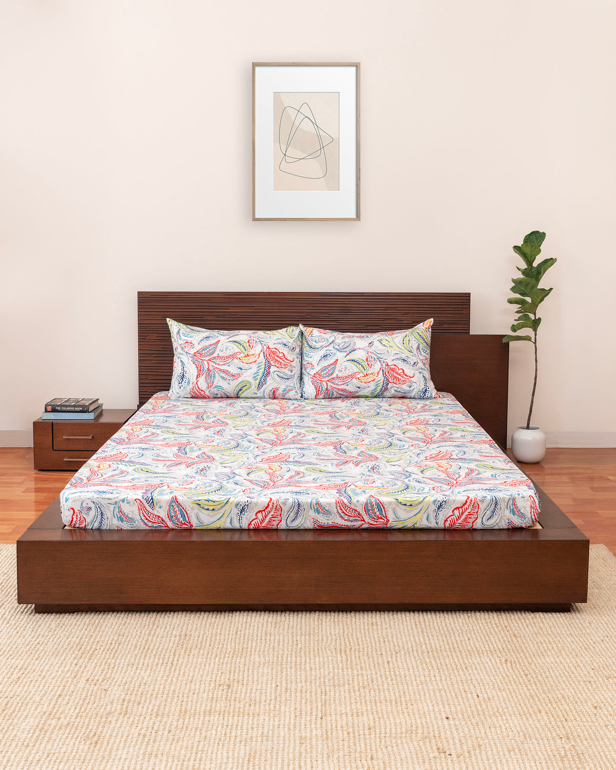 Queen-Size Bed Sheet - Multi Leaf