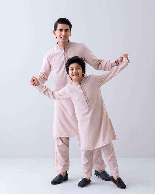 Regular Fit Embroidered Semi-Formal Kabli Set