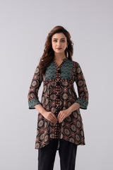 Smart Fit Printed Ethnic Kurti