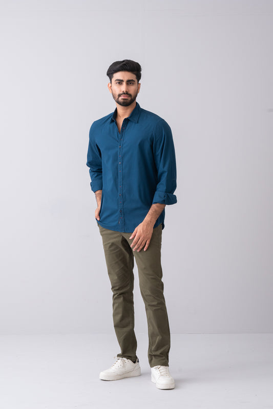 Regular Fit Solid Casual Shirt