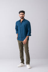 Regular Fit Solid Casual Shirt