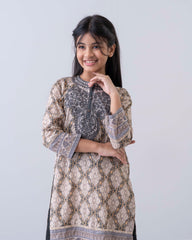 Princess Embroidered Three-Piece Lawn with Chiffon Dupatta (2-4 Years)