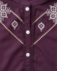 Relaxed Fit Embroidered Ethnic Kurti