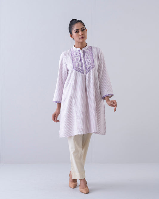 Relaxed Fit Embroidered Ethnic Kurti