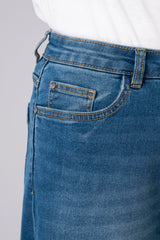 Boyfriend Fit Mid-Washed Denim