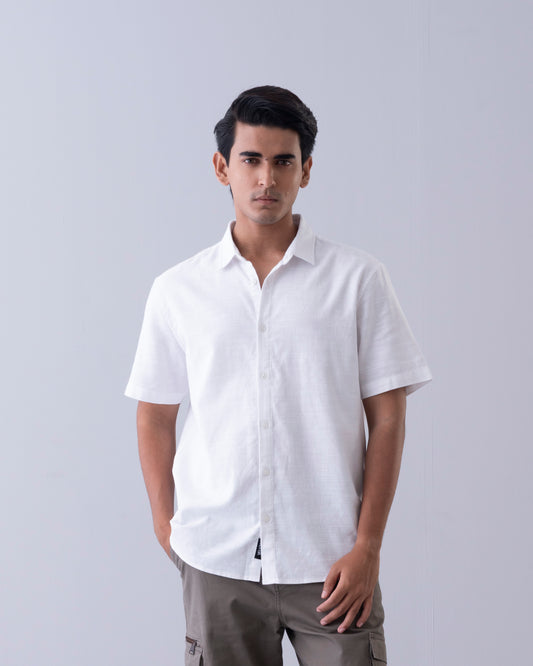 Regular Fit Solid Casual shirt