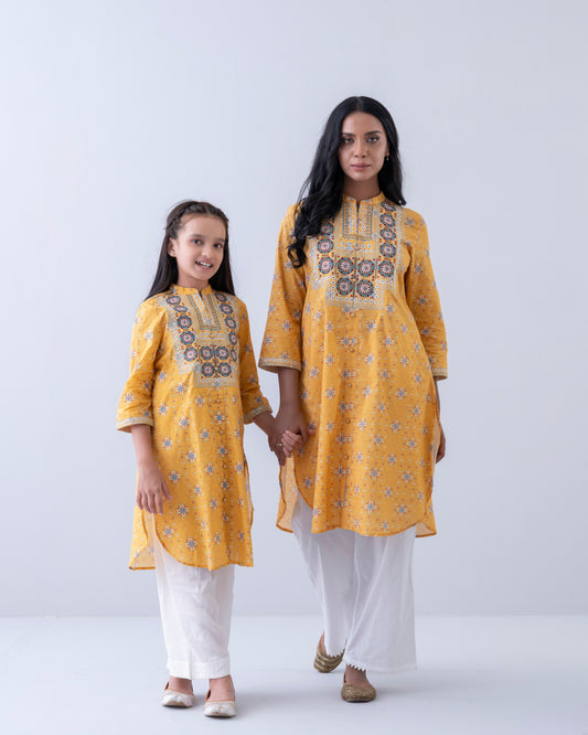 Smart Fit Embroidered One-Piece Ethnic Kurta