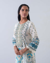Smart Fit Embroidered Three-Piece Lawn with Chiffon Dupatta
