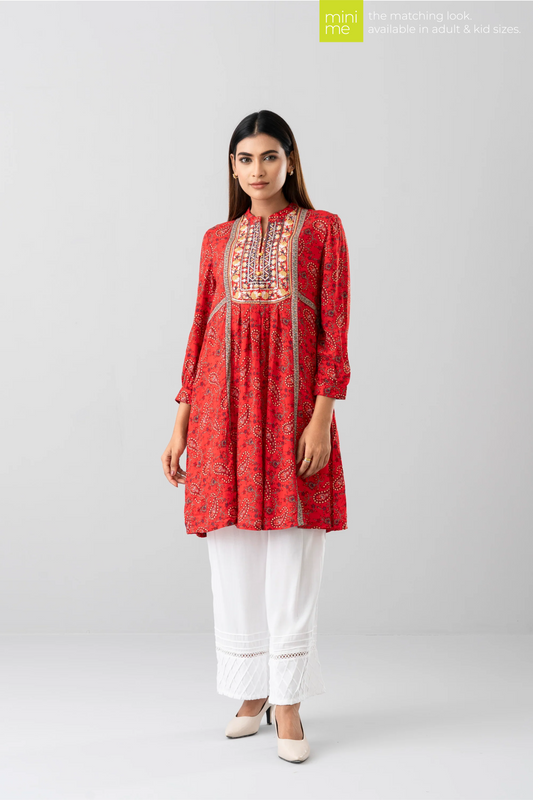 Smart Fit Embroidered Viscose Ethnic Kurti